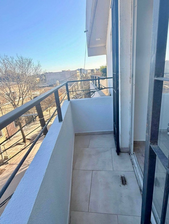 C/ Mendoza al 1.800 - Departamento 1 Dormitorio c/ Balcon IDEAL INVERSOR!!!
