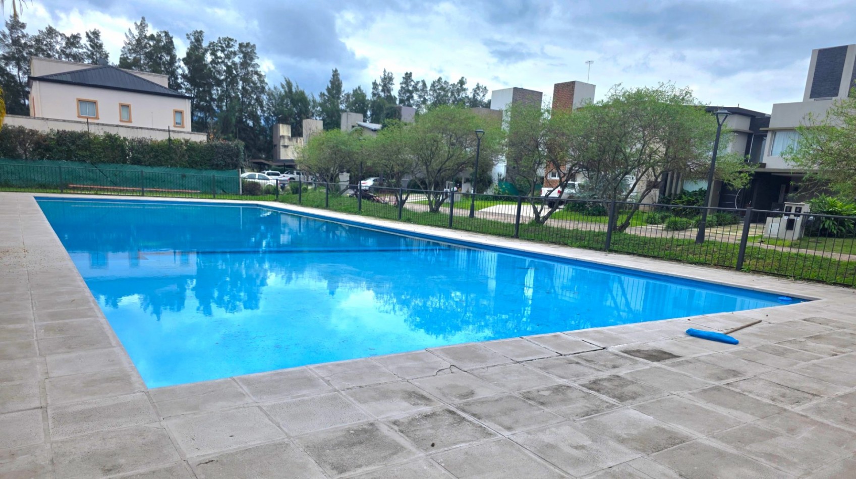 COUNTRY EL PINAR 2 - TERRENO CENTRAL DE 372 M2 