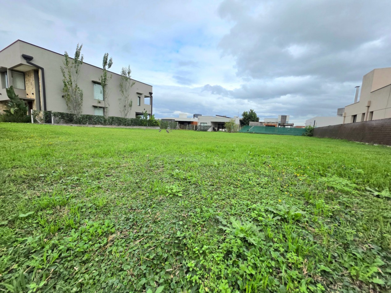 COUNTRY EL PINAR 2 - TERRENO CENTRAL DE 372 M2 