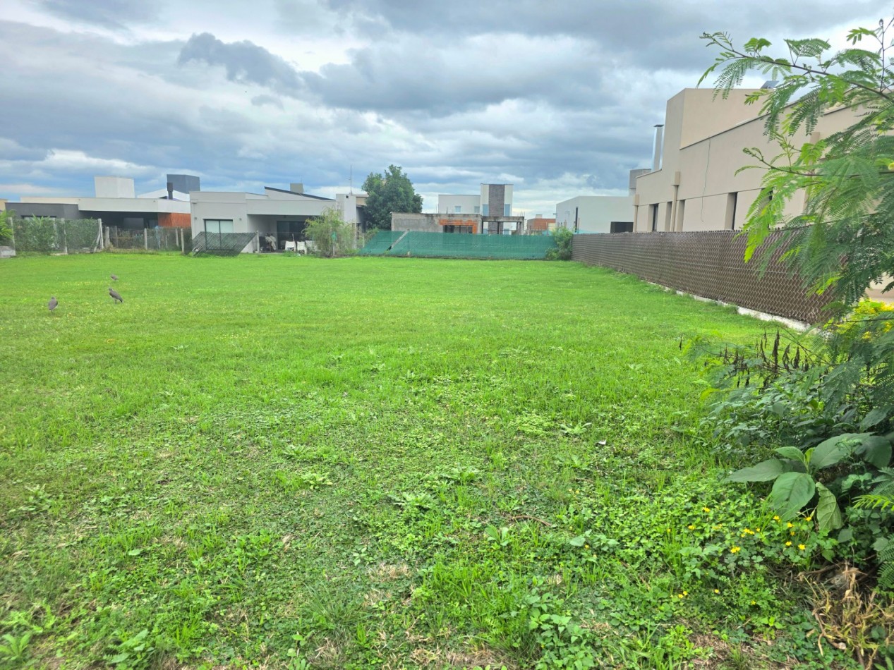 COUNTRY EL PINAR 2 - TERRENO CENTRAL DE 372 M2 