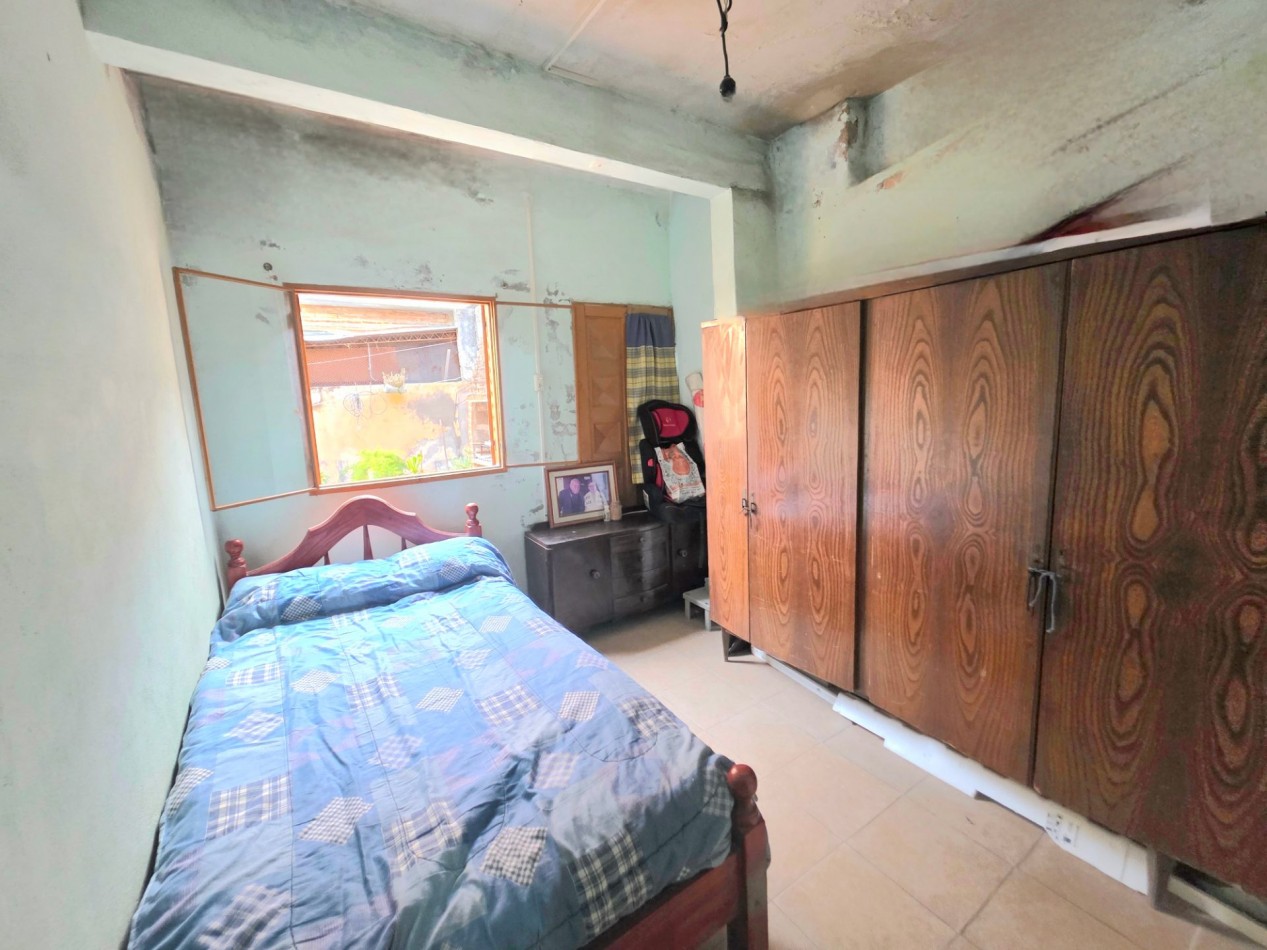 Catamarca al 1500 - Casa de 2D + Depto. 2D + Cochera