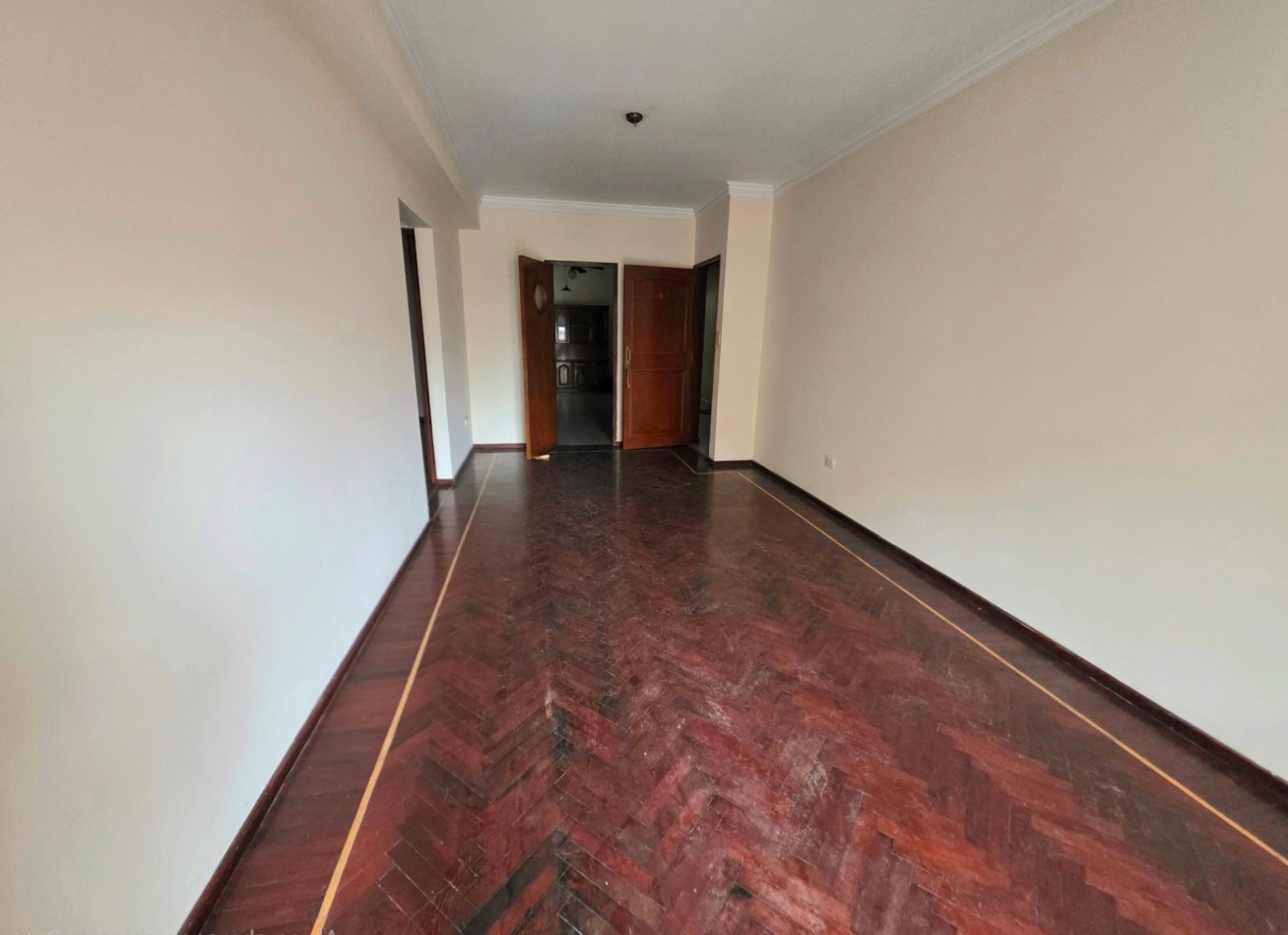 APTO CREDITO! B° Norte - Santa Fe 327- Depto 2 Dormitorios c/ Balcon al Frente 