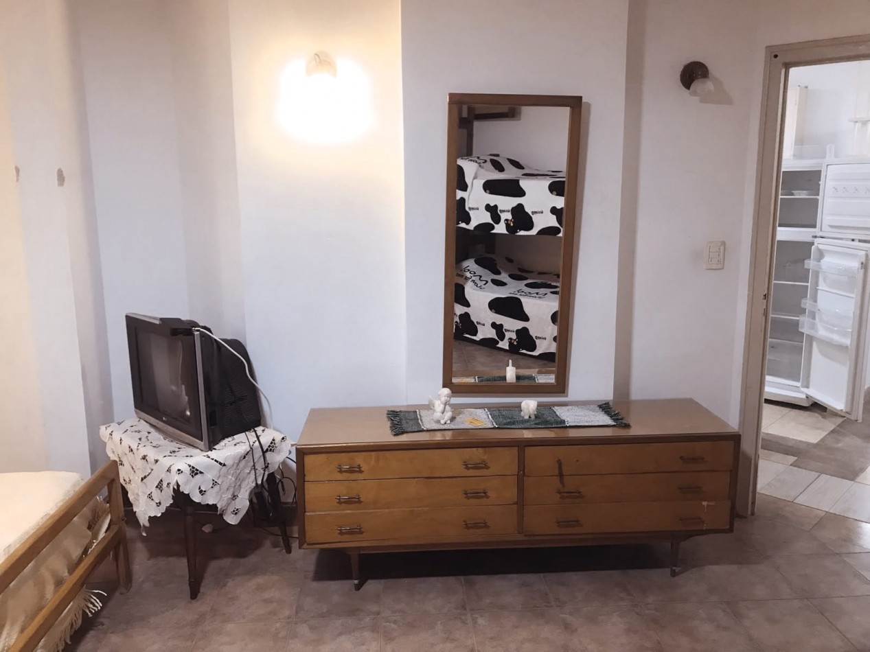 Termas de Rio Hondo- Amoblado! Depto. Centrico de 1 Dormitorio c/ Balcon-c/ Rivadavia al 300