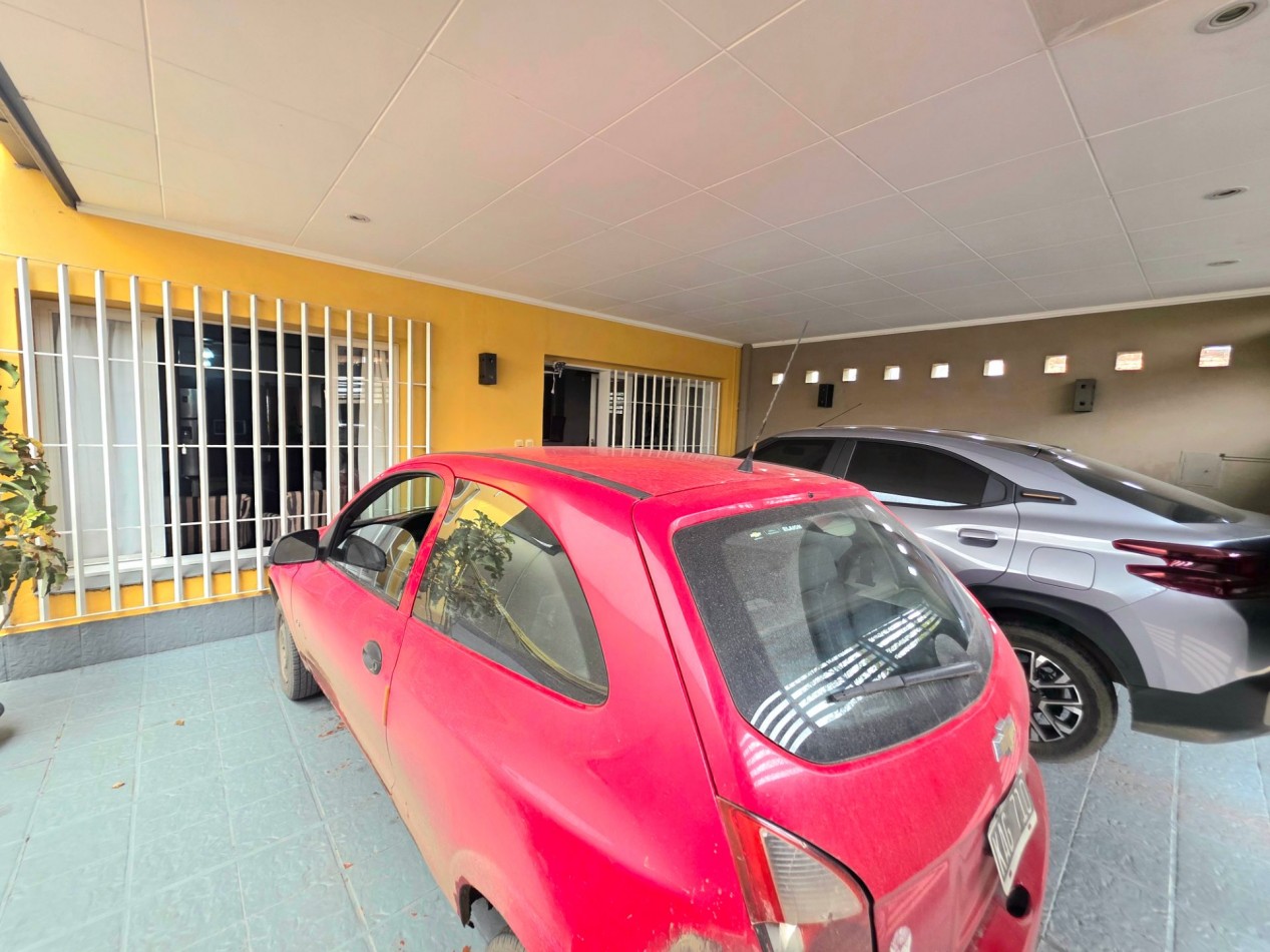 APTA CREDITO! VILLA LUJAN C/ MENDOZA AL 2800- CASA DE 3 DORMITORIOS C/ COCHERA Y PILETA 